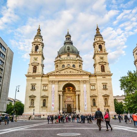 Apartment In The Middle Of Christmas Market Budapeste Exterior foto